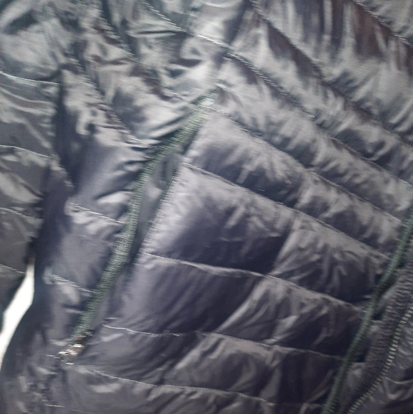Lands' End Black Puffer Jacket Size XL - Picture 3 of 9